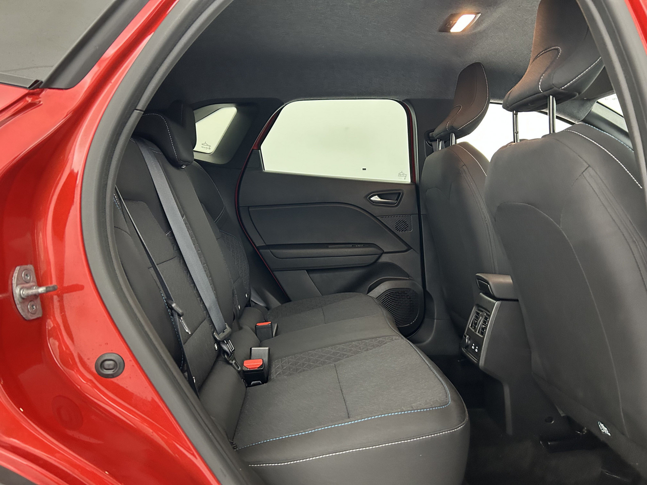 Renault Symbioz — photo 25