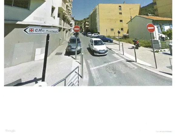 PRES HOPITAL PASTEUR