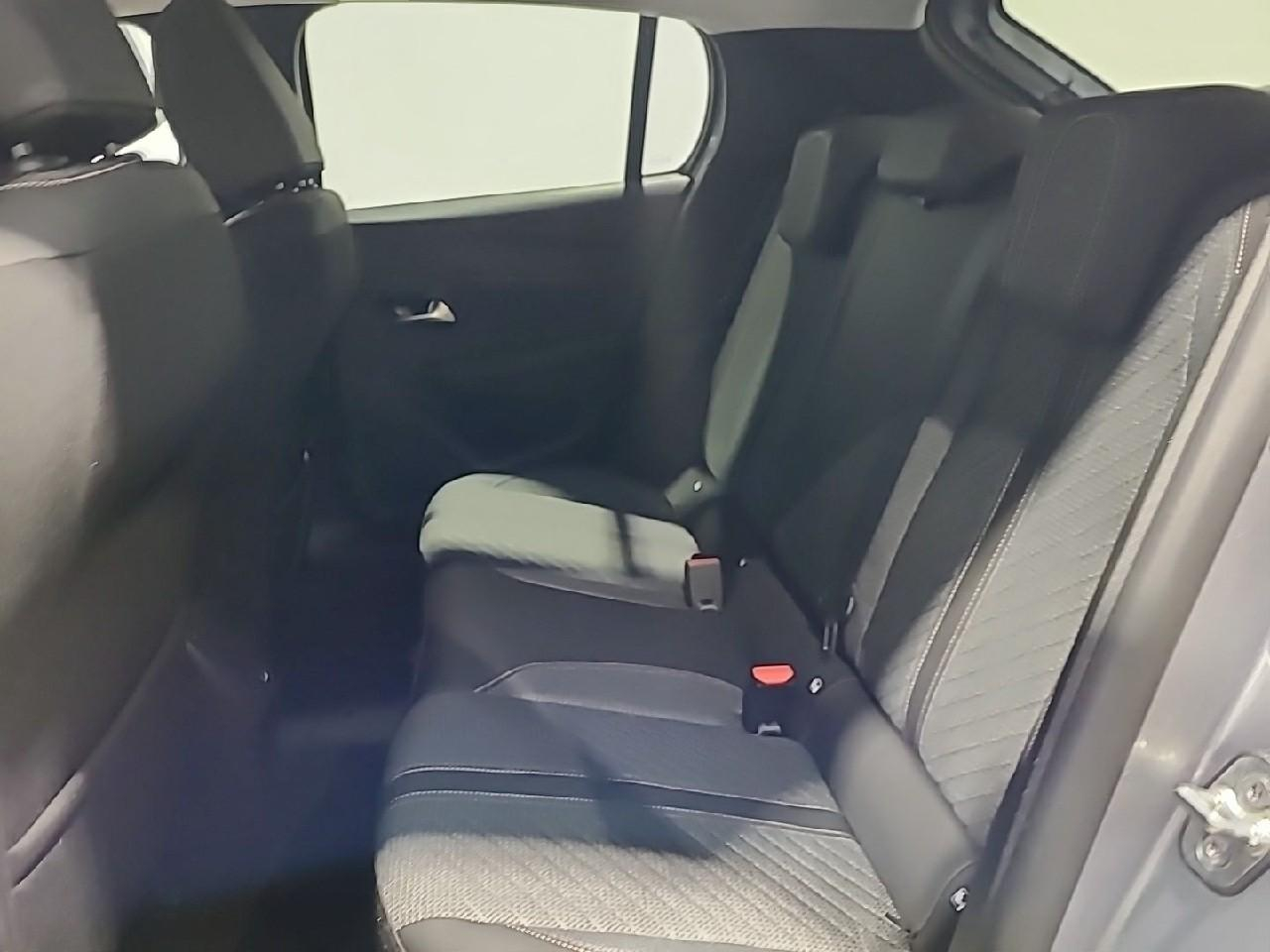 Peugeot 208 hybrid 100 e-dcs6 allure — photo 13