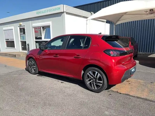 Peugeot 208 puretech 100 s&amp;s bvm6 — photo 16