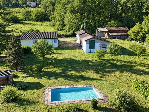 Ensemble de 2 maisons proche centre ville