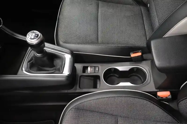 Renault Captur tce 100 — photo 47