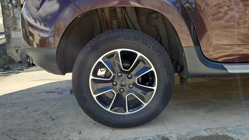 Dacia Duster 1.5 Blue dCi 115 - Black Touch – 2017 – 109198 km – Diesel – Boîte Manuelle — photo 28