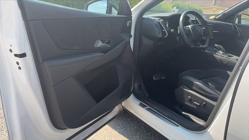 DS DS7 Crossback 2.0 BlueHDi 180 EAT8 - Performance Line + – 2020 – 130464 km – Diesel – Boîte Automatique — photo 43