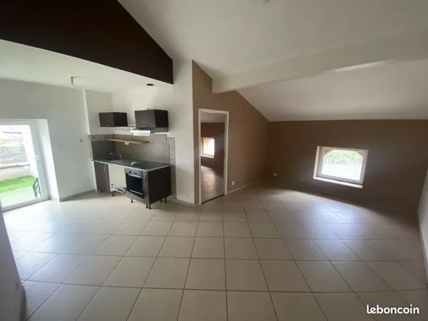 Appartement T3 avec terrasse