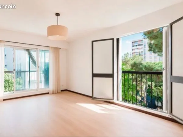 APPARTEMENT T5 LA VALBARELLE MARSEILLE 10ème