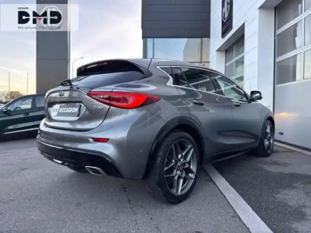 Infiniti Q30 2.2d 170ch premium tech dct7 — photo 15