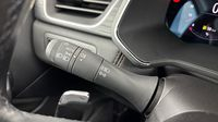 Renault Captur 1.3 TCe mild hybrid 160ch Iconic EDC — photo 32