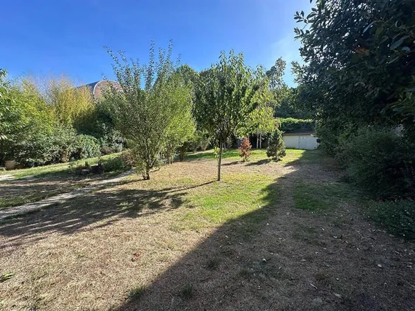 Terrain 500 m²