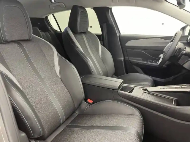 Peugeot 308 hybrid 136 e-dcs6 — photo 59