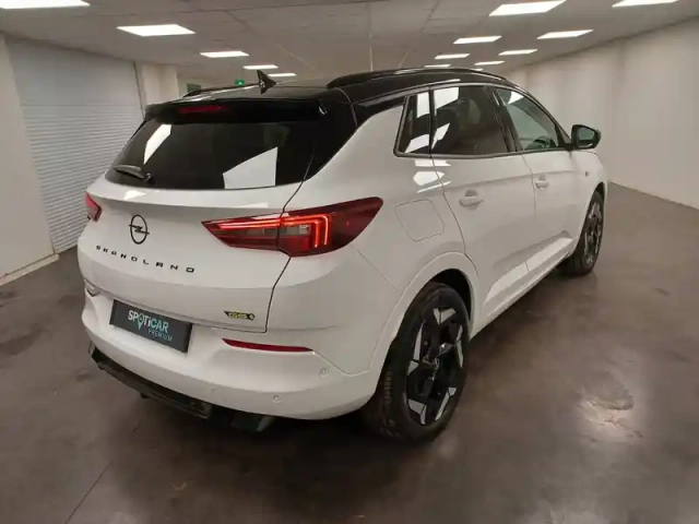 Opel Grandland hybrid 300 ch awd bva8 — photo 43