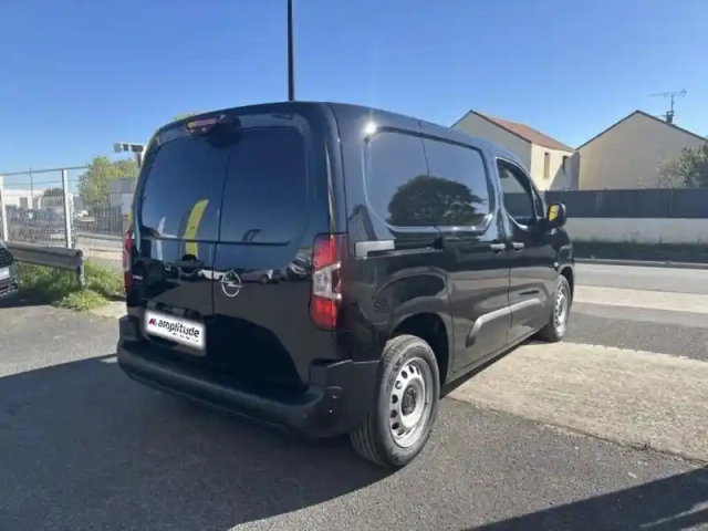 Opel Combo cargo m diesel 130ch automatique pack premium connect — photo 5