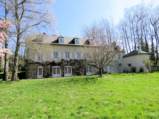 Propriété 11 pièces 330 m²
