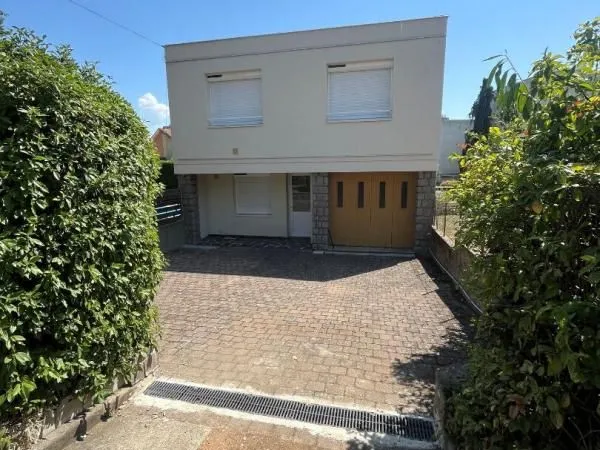 Maison 5 pièces 130 m²