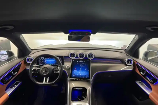 Mercedes Glc 300 de 9g-tronic 4matic — photo 18