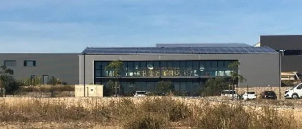 Local commercial 490 m²