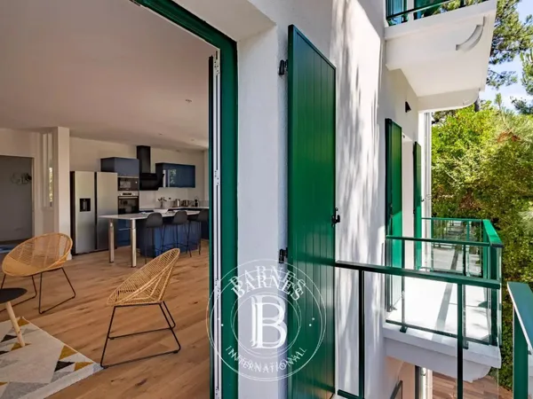 MAGNIFIQUE APPARTEMENT AVEC APERÇU BASSIN AU PYLA-SUR-MER - 4 COUCHAGES