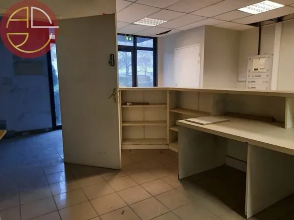 Bureaux 288 m²