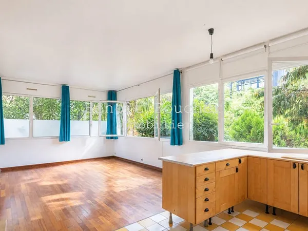 Le Pré-Saint-Gervais - appartement 96m2 trois chambres avec