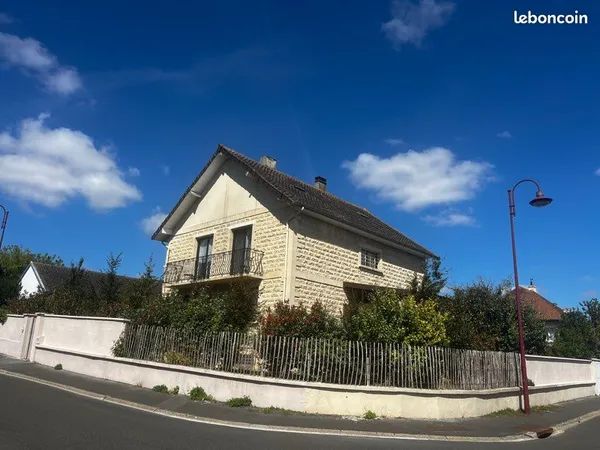 Particulier à particulier - maison rénovée 180 m² 15 minutes de Caen