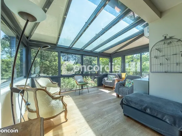 Maison 6 pièces 137 m²