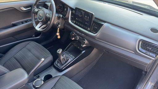Kia Stonic 1.0 T-GDi 120 mHEV - Active – 2021 – 26372 km – Essence – Boîte Manuelle — photo 14