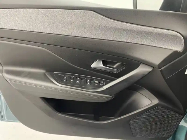 Peugeot 308 sw puretech 130ch s&amp;s eat8 — photo 46