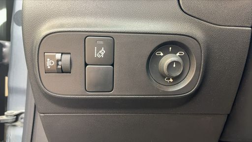 Citroen C3 1.2 PureTech 82 - Feel Business – 2018 – 49207 km – Essence – Boîte Manuelle — photo 24