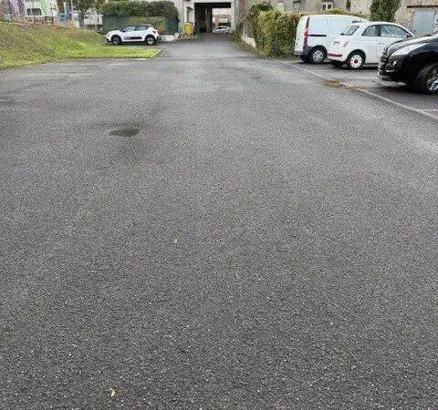 Parking 14 m²