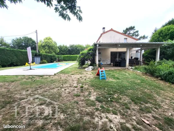 Maison 5 pièces 142 m²