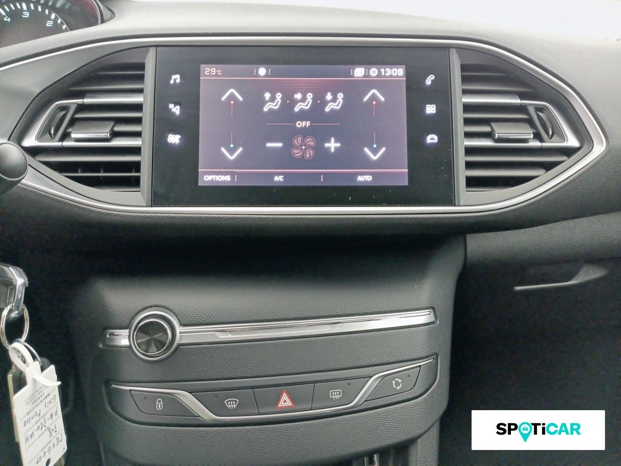 Peugeot 308 1.5 bluehdi 100ch e6.c s&s style — photo 15