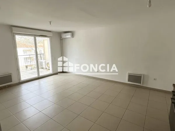 Appartement T3 dernier étage avec terrasse et parking privatif - Bormes-les-Mimosas
