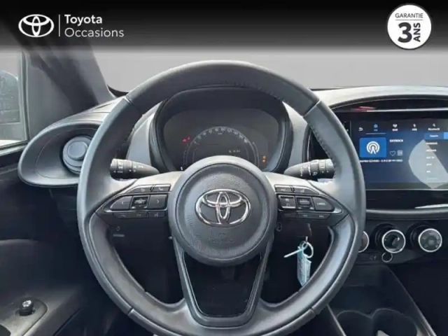 Toyota Aygo X 1.0 vvt-i 72ch dynamic my24 — photo 13