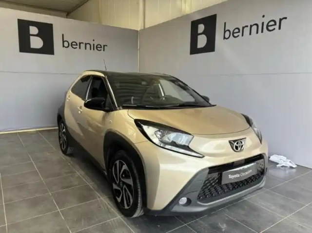 Toyota Aygo x 1.0 vvt-i 72ch design s-cvt — photo 1