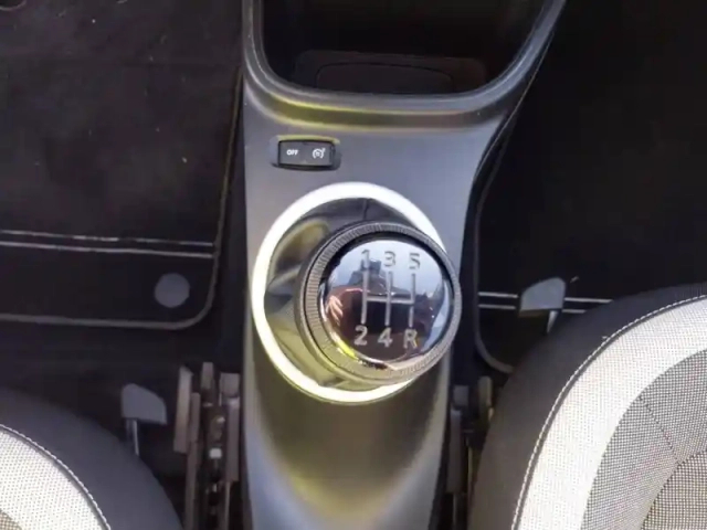 Renault Twingo iii sce 65 — photo 34