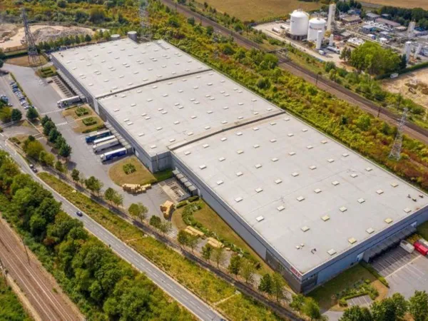Entrepôt 10997 m²