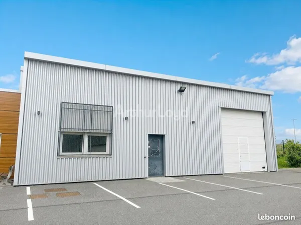 Local d'activité 155 m²