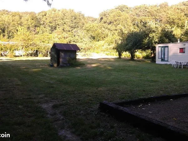 Terrain de 2150m2 avec piscine et puits