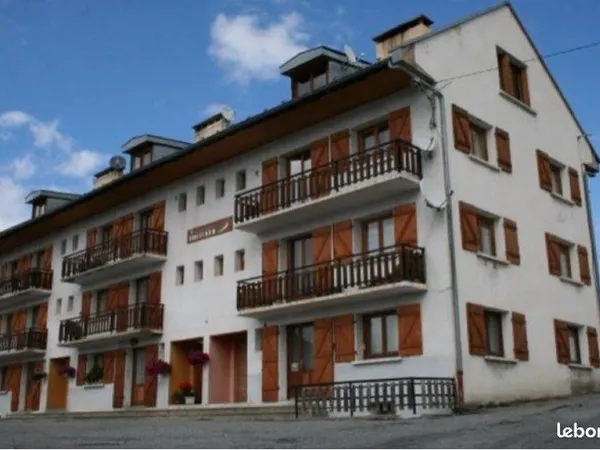 Location Albiez Montrond