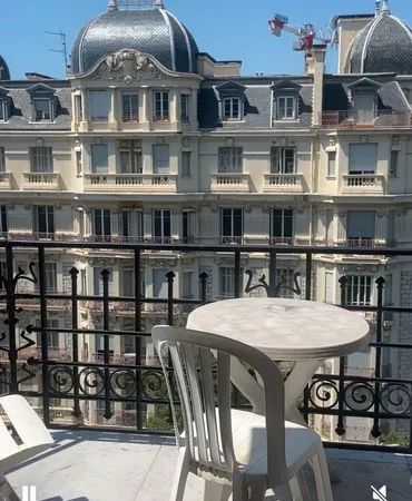 Colocation filles étudiantes