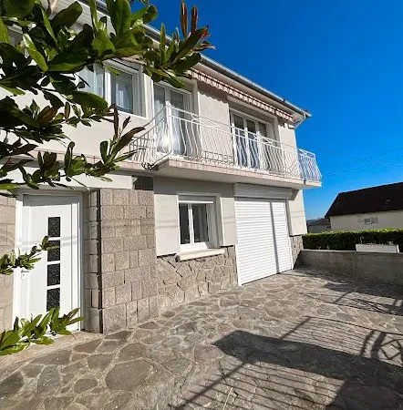 Maison 113 m2 DPE B avec jardin double garage Aurillac Alouettes