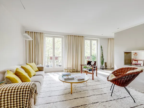 Appartement 8 pièces 131 m²