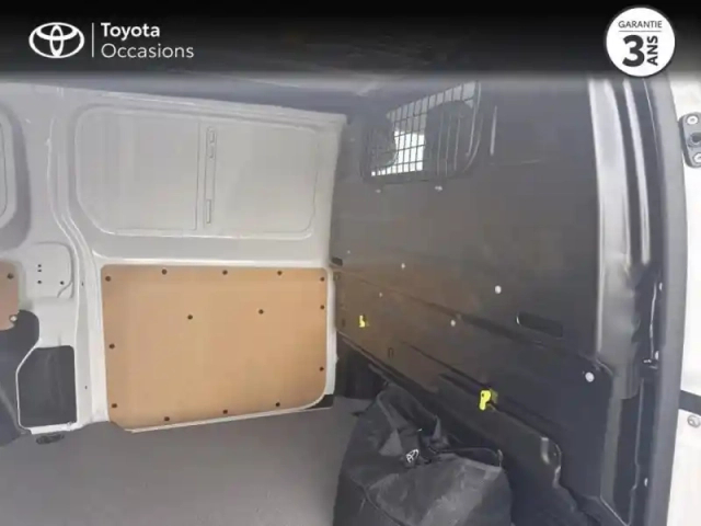 Toyota Proace medium electric 136ch 75kwh startconflook jo p24 — photo 7
