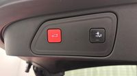 Peugeot 3008 HYBRID 225ch GT Pack e-EAT8 — photo 31