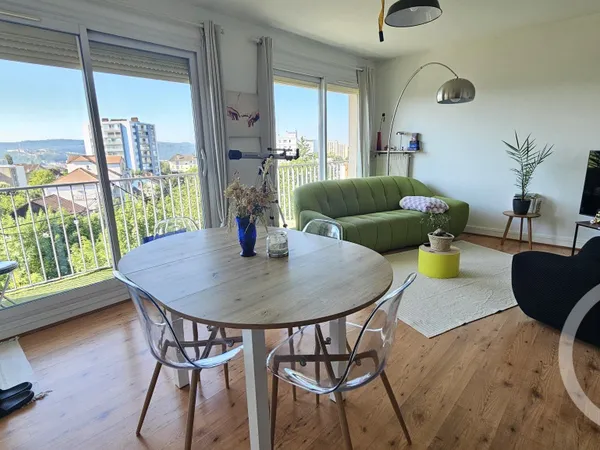 Appartement 5 pièces 92 m²