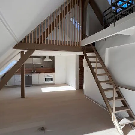 Duplex 2 chambres avec balcon, carport, clim
