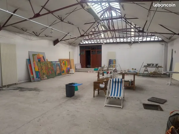 Local d’activité et entrepôt Location Corbeil-Essonnes 8p 350m² 3600€