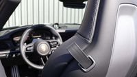 Porsche 911 Cabriolet 3.6 541ch Carrera Spirit PDK — photo 13