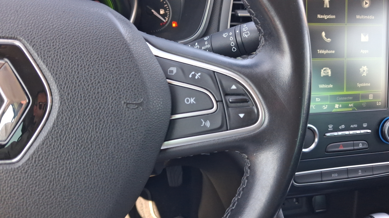Renault Mégane IV Berline TCe 140 Energy EDC — photo 29