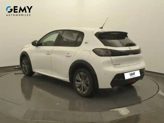 Peugeot 208 electrique 50 kwh 136ch — photo 49